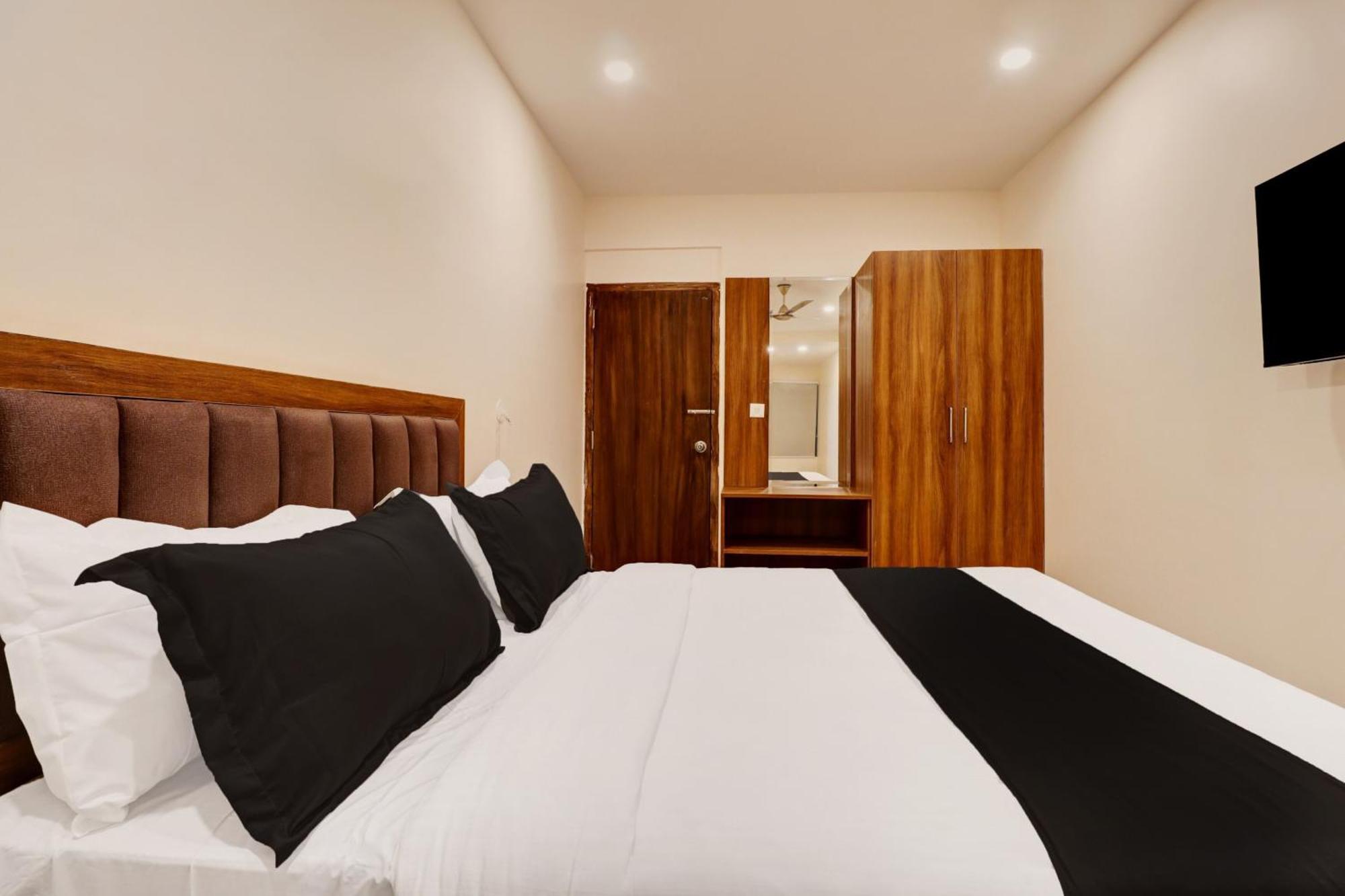 Super Townhouse Arekere Near Mithai Mahal Bangalore Extérieur photo