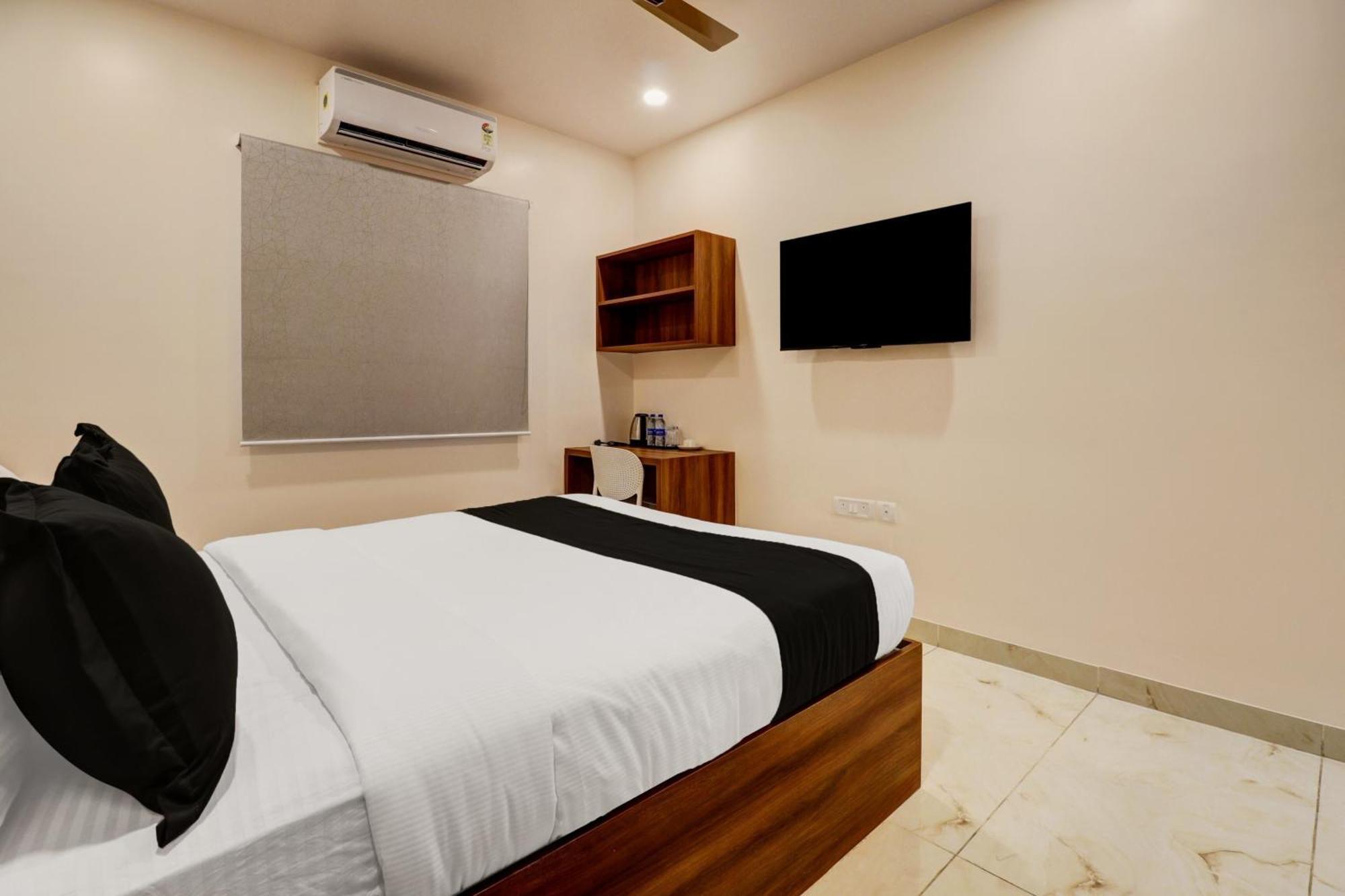 Super Townhouse Arekere Near Mithai Mahal Bangalore Extérieur photo